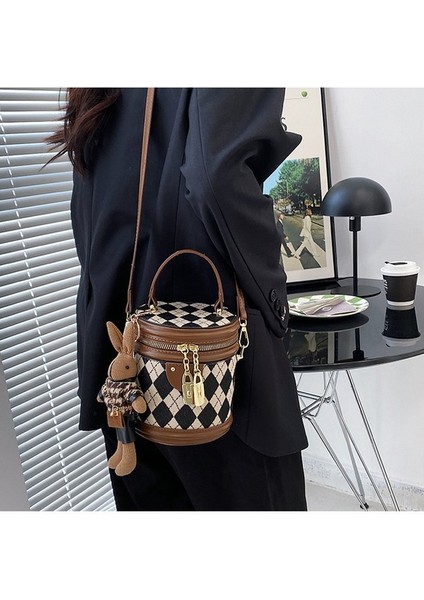 Kadınlar Için Popüler Küçük Bahar Moda Niş Crossbody Doku Eşkenar Dörtgen Taşınabilir Kova Çantası (Yurt Dışından)