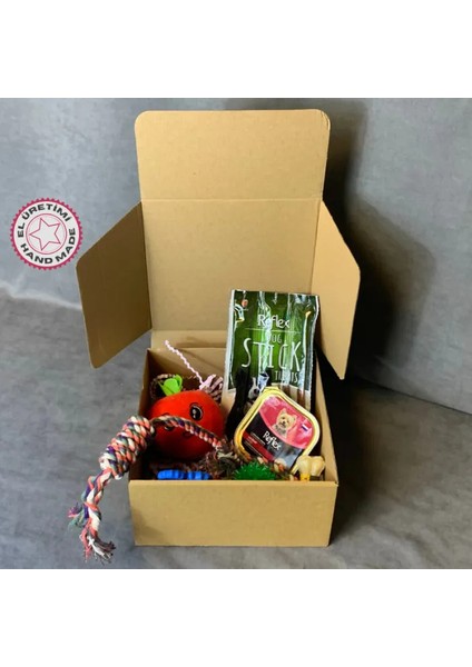Peluş Oyuncak X2 + Çekiştirme Ipi + Sesli Top + Kemirme Oyuncağı + Yaş Mama + Dog Sticks + Sütlü Kemik Köpek Seti