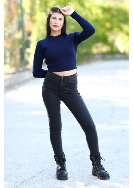 Kadın Lacivert Fitilli Crop Triko Kazak Kısa Model Akrilik Kumaş Ribanalı - 3122