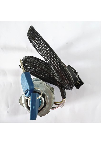 87561528 New Holland Traktör 5640 6640 7740 7840 8160 8240 Motor Için Anahtarlı Kontak Anahtarı 81864288 (Yurt Dışından) fırsatları