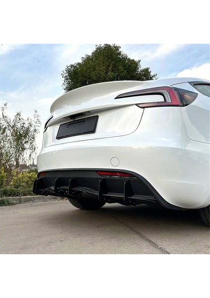 Tesla Model 3 2023+ Araba Şekillendirme Aksesuarları Için Araba Arka Tampon Difüzör Spoiler Dudak (Yurt Dışından)