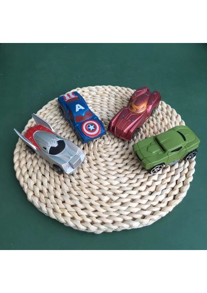 Marvel Çocuk Oyuncağı Parti Kek Dekorasyon Araba Avengers Demir Adam Thor Örümcek Adam Aksiyon Figürleri Yarış Modeli Çocuk Boys Hediye (Yurt Dışından)