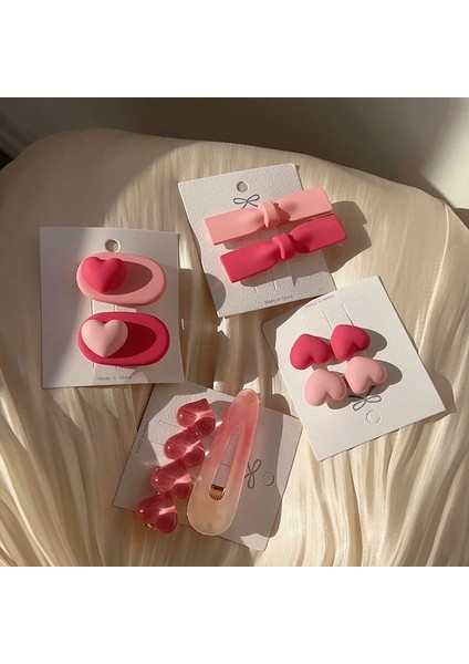 Adet/takım Yeni Kız Moda Pembe Renk Geometrik Yıldız Süs Pembe Saç Klipleri Yetişkin Tatlı Tokalar Kadın Saç Aksesuarları (Yurt Dışından) fiyatları