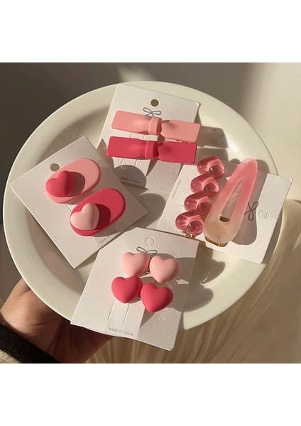 Adet/takım Yeni Kız Moda Pembe Renk Geometrik Yıldız Süs Pembe Saç Klipleri Yetişkin Tatlı Tokalar Kadın Saç Aksesuarları (Yurt Dışından) fırsatları