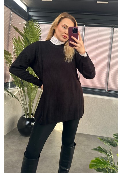 Siyah Yarı Boğazlı Fitilli Oversize Kazak
