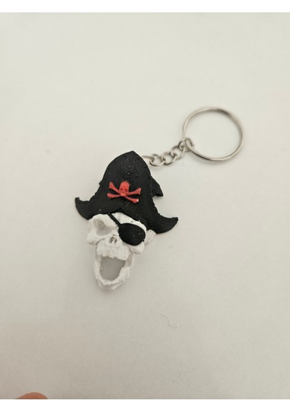 Korsan Kafatası Anahtarlık - 3D Baskı Cesur ve Gotik Tasarım Katman