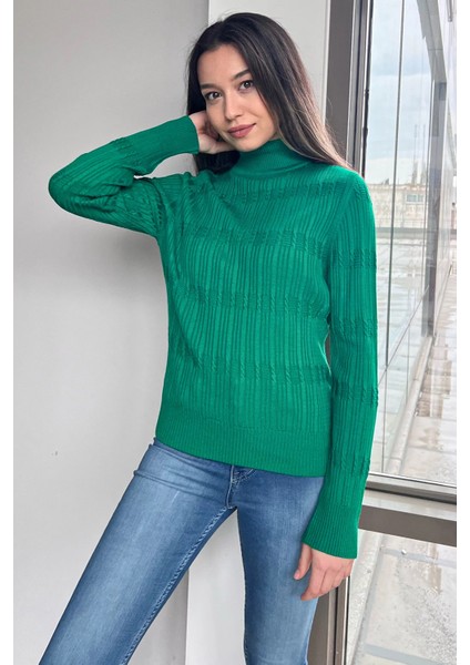 Kadın Yarım Balıkçı Desenli Likralı Triko Bluz P-00001359