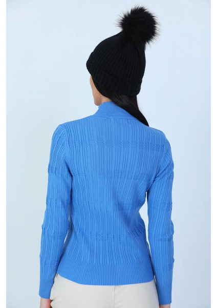 Kadın Yarım Balıkçı Desenli Likralı Triko Bluz P-00001359