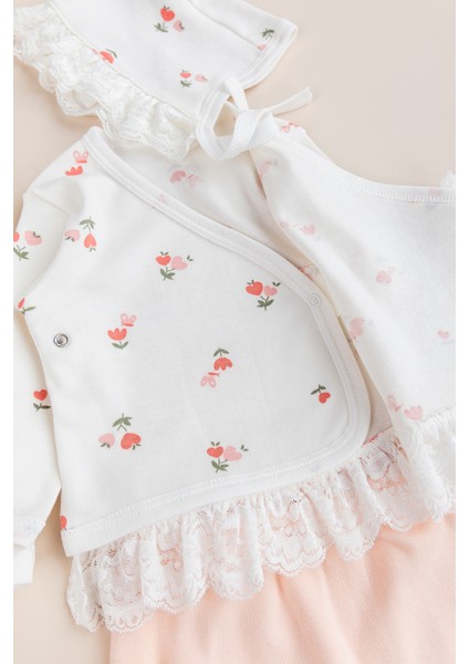 Naturel Çiçek Desenli 8 Li Kız Bebek Hastane Çıkşı Bebek Takımı modelleri