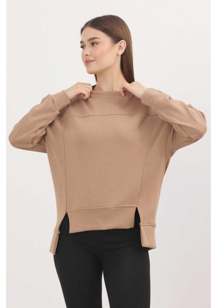 3000 Bisiklet Yaka Parçalı Sweat Camel modelleri