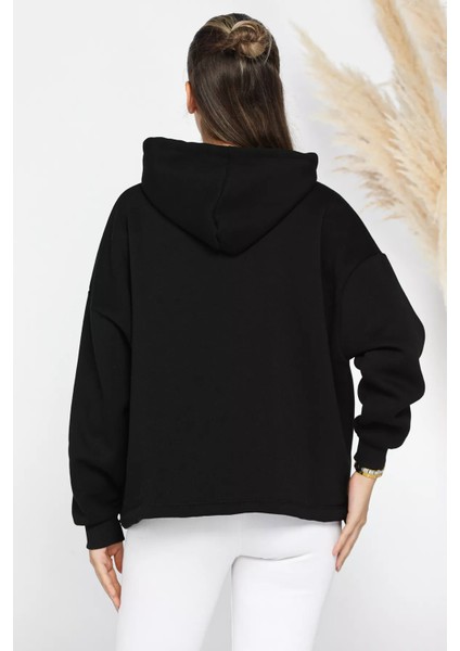 Kadın Kapüşonlu Nakışlı Şardonlu Üç Iplik Oversize Sweatshirt