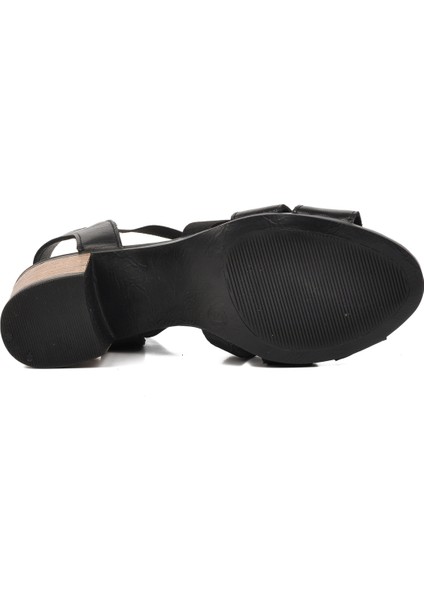 Siyah Hakiki Deri Kadın Topuklu Sandalet indirimleri
