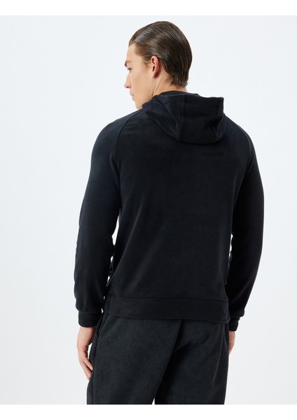 Spor Sweatshirt Boxy Kapşonlu Polar Kalın Kumaşlı Fermuar Detaylı Kanguru Cepli fırsatları