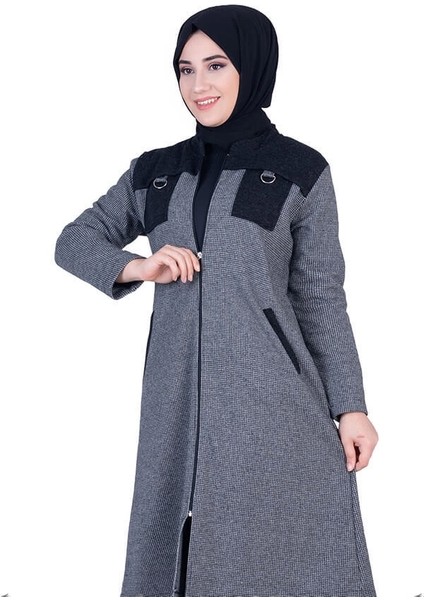 Omuzu Parçalı Füme Tesettür Kap modelleri