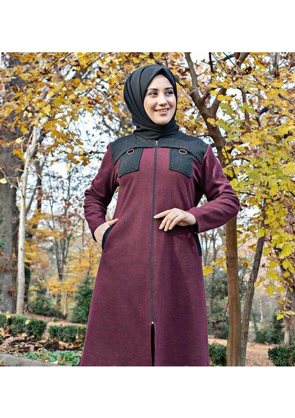 Omuzu Parçalı Vişne Tesettür Kap