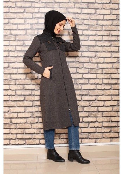 Omuzu Parçalı Kahverengi Tesettür Kap modelleri