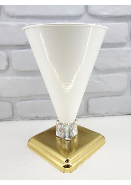 Modern Dekoratif Kare Gold Ayaklı Taşlı Beyaz Konik Büyük Salon Vazo Masa Üstü Aksesuar Dekor fiyatları