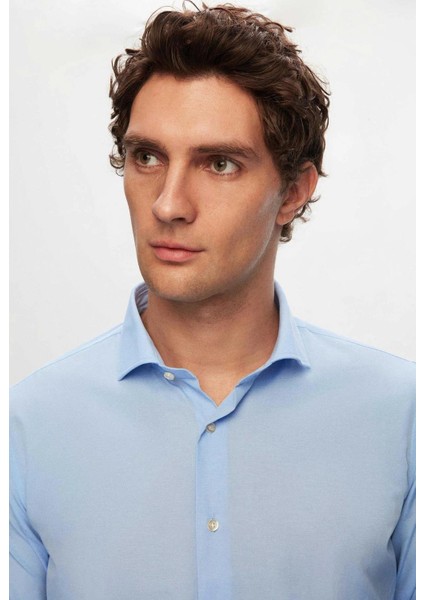 Dormen Classics Kolay Ütülenebilir Slim Fit Dar Kesim Klasik Yaka Cepsiz Erkek Gömlek Buz Mavi modelleri