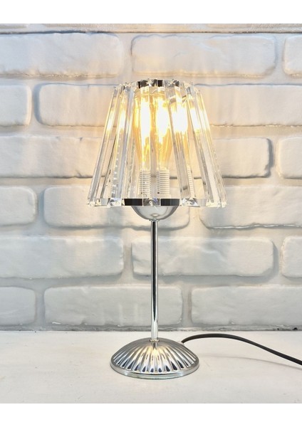 Modern Dekoratif Krom Metal Ayaklı Kristal Taşlı Kristal Konik Şapkalı Abajur Masa Lambası