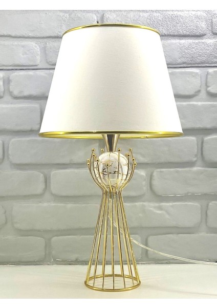 Gold Kaplama Sude Model Gold Damarlı Beyaz Toplu Metal Ayak Kumaş Gold Şeritli Şapka Abajur fiyatları