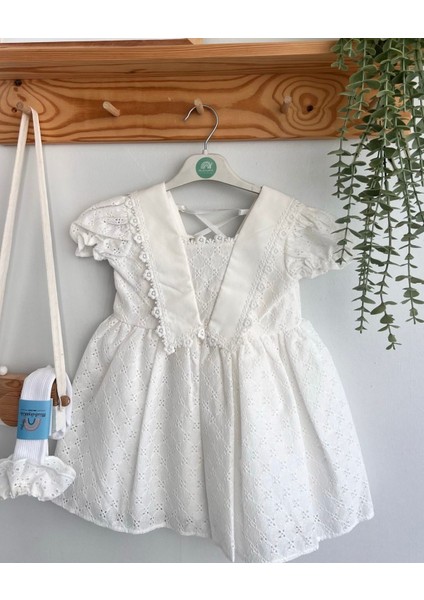 ALYRA Kız Çocuk Beyaz Elbise Kız Bebek Sırt Detaylı Fistolu Doğum Günü Parti Özel Gün Düğün Bayramlık Günlük Elbise Çocuk Giyim ALY0100 fiyatları