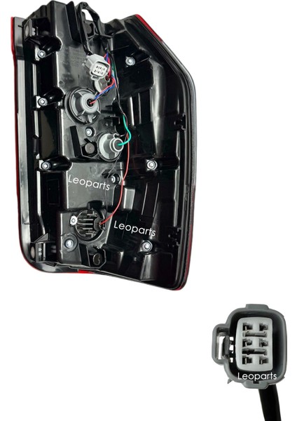 Mitsubishi L200 Stop Lambası Sağ (Ledli) 2019-2021 8330B214 fiyatları