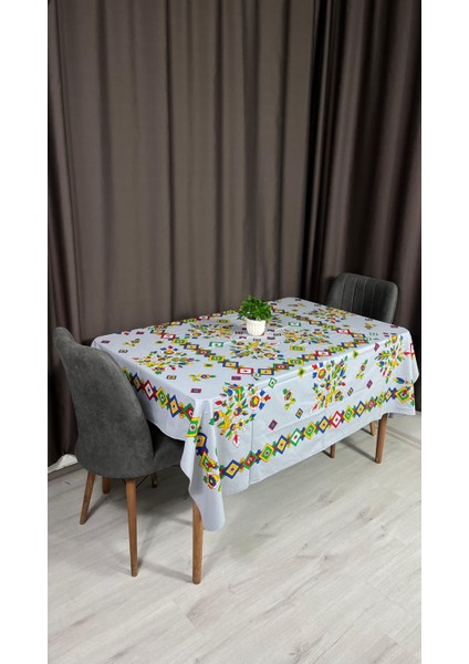 Kolay Temizlenebilir Gri Renkli Cıvıl Cıvıl Çengelköy Desenli Masa Örtüsü 170x170