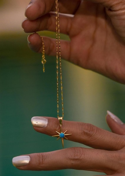 14 Ayar Altın Mavi Kuzey Yıldızı Kolye