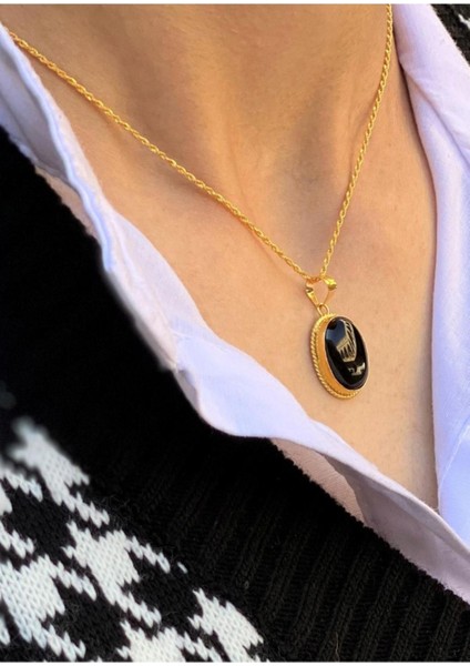 14 Ayar Altın Oval Oniks Kolye