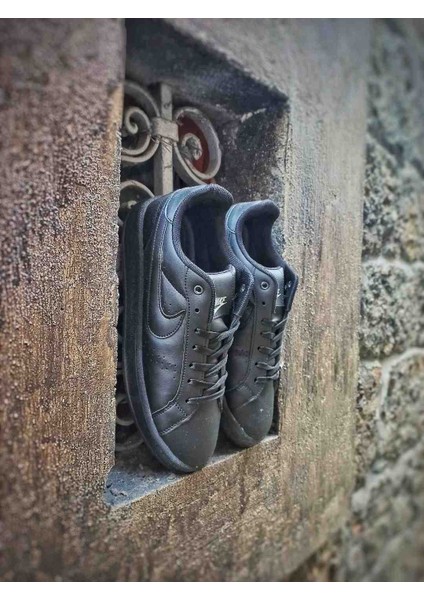 Nike Düz Siyah Spor Ayakkabı