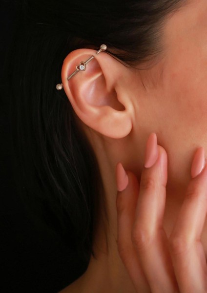 14 Ayar Altın Taşlı Kalp Helix Tragus