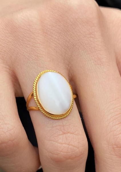 14 Ayar Altın Sedef Taşlı Oval Yüzük