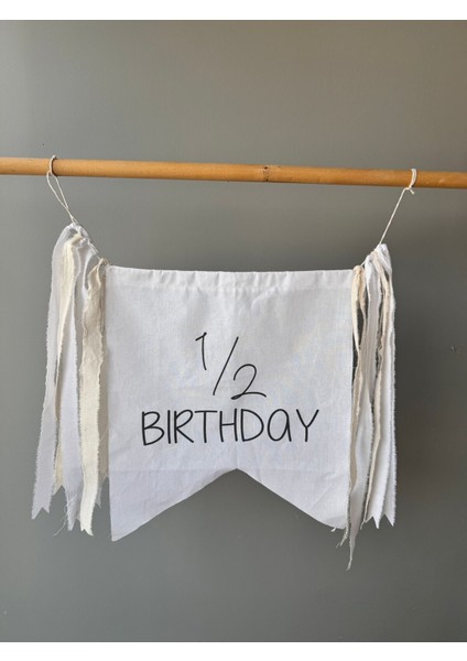 1/2 Yarım Yaş Banner - Mama Sandalyesi Süsleme fiyatları