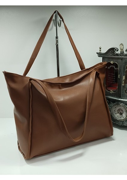 Büyük Boy Fermuar Kapamalı Kadın Omuz Çantası