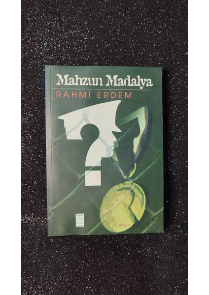 Mahzun Madalya Rahmi Erden