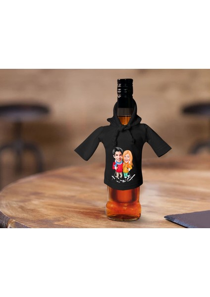 Kişiye Özel Sevgililer Karikatürlü Mini Siyah Içki Şişesi Tişörtü , Ev Bar Dekoru, Viski, Şarap, Votka, Rakı Şişesi Tişörtü, Ev Barı-40 fırsatları