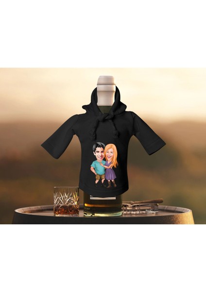Kişiye Özel Sevgililer Karikatürlü Mini Siyah Içki Şişesi Tişörtü , Ev Bar Dekoru, Viski, Şarap, Votka, Rakı Şişesi Tişörtü, Ev Barı-29