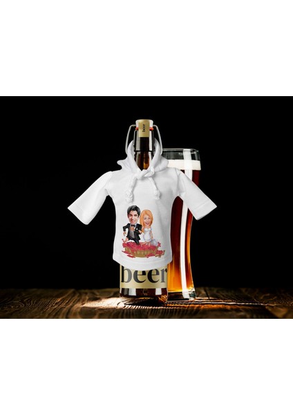 Kişiye Özel Sevgililer Karikatürlü Mini Beyaz Içki Şişesi Tişörtü , Ev Bar Dekoru, Viski, Şarap, Votka, Rakı Şişesi Tişörtü, Ev Barı-10 fiyatları