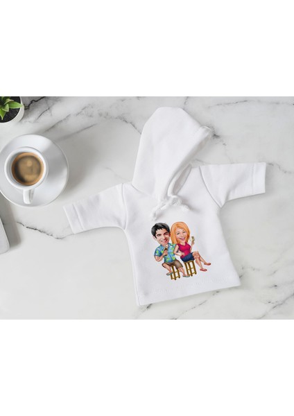 Kişiye Özel Sevgililer Karikatürlü Mini Beyaz Içki Şişesi Tişörtü , Ev Bar Dekoru, Viski, Şarap, Votka, Rakı Şişesi Tişörtü, Ev Barı-25 fırsatları