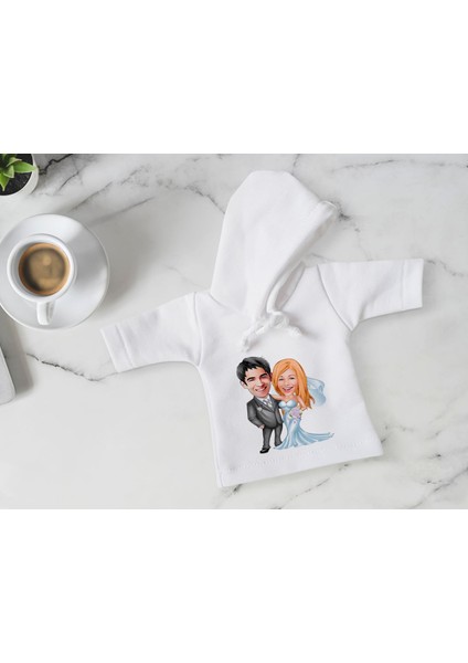 Kişiye Özel Sevgililer Karikatürlü Mini Beyaz Içki Şişesi Tişörtü , Ev Bar Dekoru, Viski, Şarap, Votka, Rakı Şişesi Tişörtü, Ev Barı-5 fırsatları