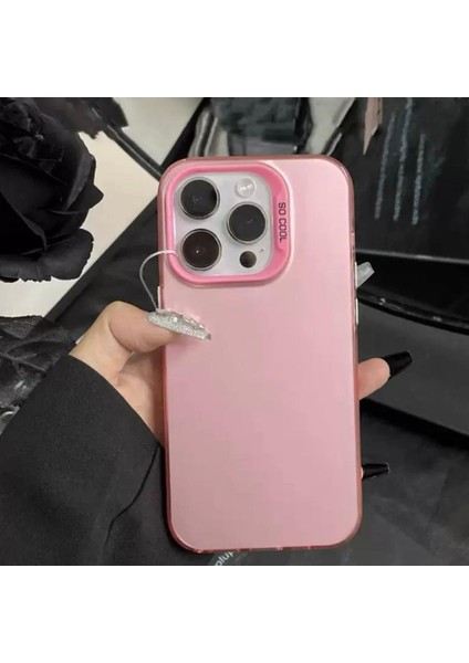 Tarzınıza Uyum Sağlayan Zarif Pembe Silikon Iphone 15 Pro Max Kılıf Parlak Pembe