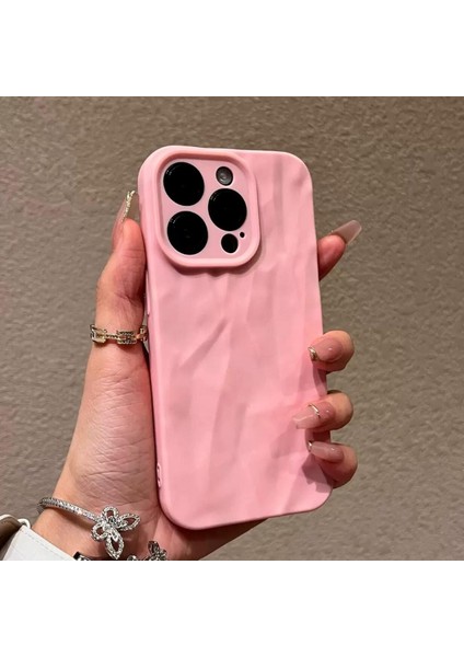 Tarzınıza Uyum Sağlayan Zarif Pembe Silikon Iphone 15 Pro Max Kılıf Dokulu