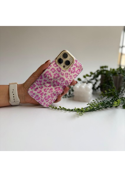 Parlak Yüzeyli Şık Leopar Desenli Apple iPhone 14 Pro Max Kılıf Pembe fiyatları