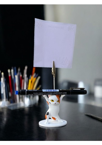 Turuncu Benekli Kalem Tutabilen Dansçı Kedi Fotoğraf Not Tutacağı Ofis Masası Hediyelik fırsatları