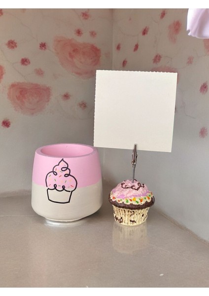 Cupcake Tutuculu Cupcake Çizimli Saksı Ofis Seti