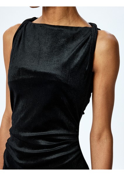 Slim Fit Drape Detaylı Kolsuz Uzun Kadife Elbise indirimleri