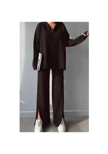 Kadın Fitilli Yaka Fermuarlı Paçası Fermuarlı Yanlardan Yırtmaçlı Triko Takım fiyatları