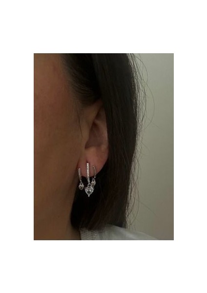 3lü Görünümlü Sallantılı Kalp Küpe