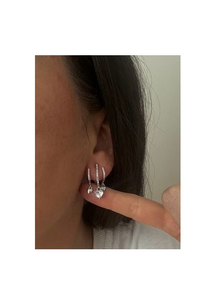 3lü Görünümlü Sallantılı Kalp Küpe fiyatları