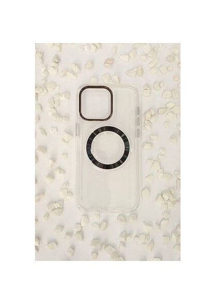 iPhone 15 Pro Magsafe Şarj Özellikli Şeffaf Kılıf modelleri